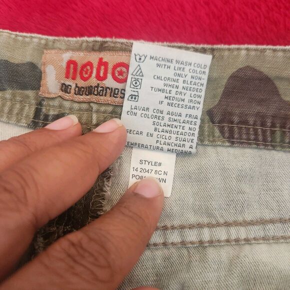 NWT No Boundaries Capri Pants Juniors Zipper Crop Camouflage 100% Cotton Size 9 - Picture 4 of 5